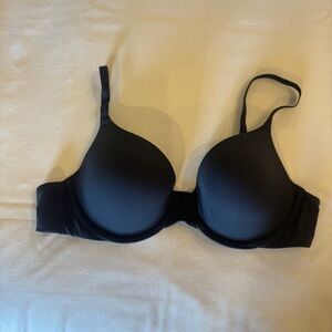 SKIMS Black Molded Cup Bra Intimates & Sleepwear